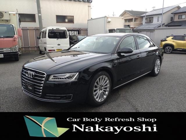 Audi A8 2015 — фото автомобиля