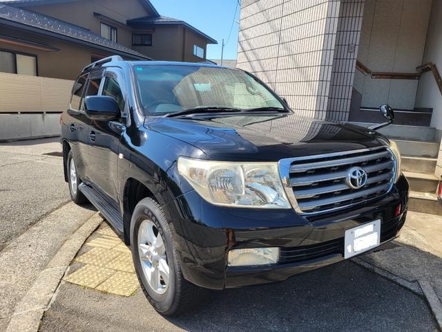 Toyota LAND CRUISER 2007 — фото автомобиля
