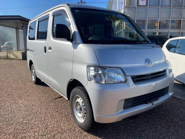 Toyota LITEACE VAN 2018 — фото автомобиля 1