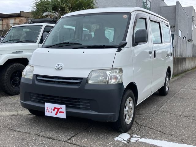 Toyota LITEACE VAN 2010 — фото автомобиля