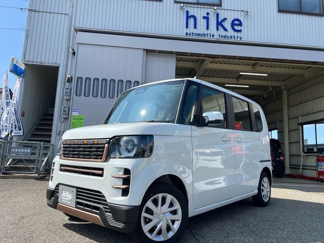 Honda N-BOX 2025 — фото автомобиля 1
