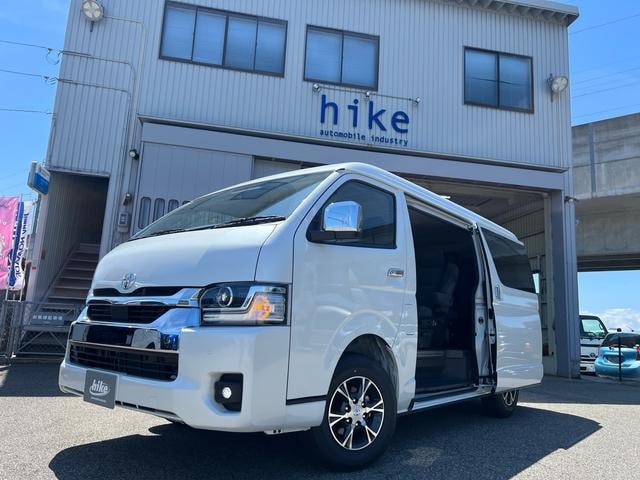 Toyota HIACE WAGON 2026 — фото автомобиля