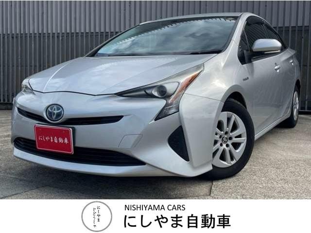 Toyota PRIUS 2016 — фото автомобиля