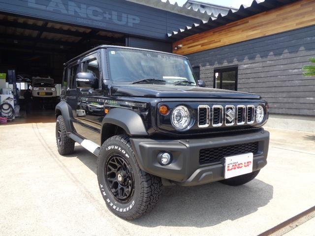 Suzuki JIMNY NOMADE 2026 — фото автомобиля 1