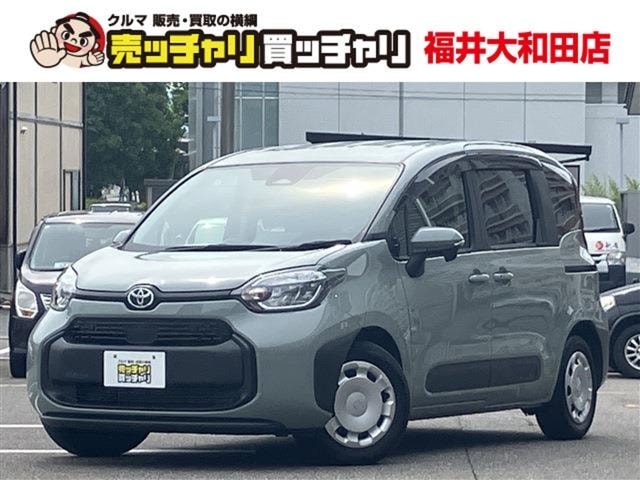 Toyota SIENTA 2022 — фото автомобиля 1