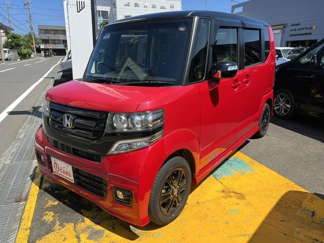 Honda N-BOX CUSTOM 2017 — фото автомобиля 1
