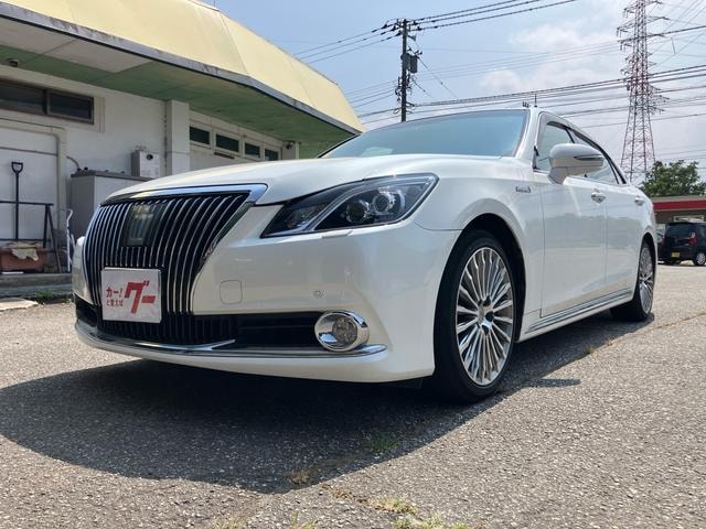 Toyota CROWN MAJESTA 2013 — фото автомобиля