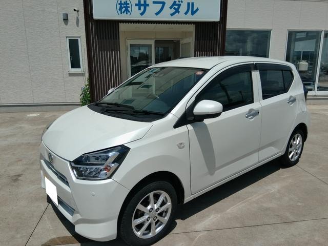Daihatsu MIRA E:S 2018 — фото автомобиля