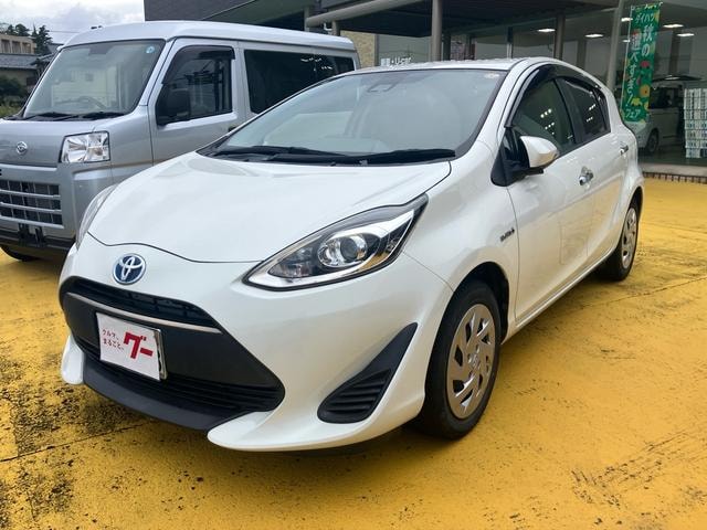 Toyota AQUA 2018 — фото автомобиля