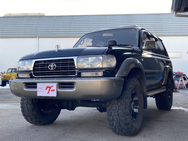 Toyota LAND CRUISER 80 1995 — фото автомобиля