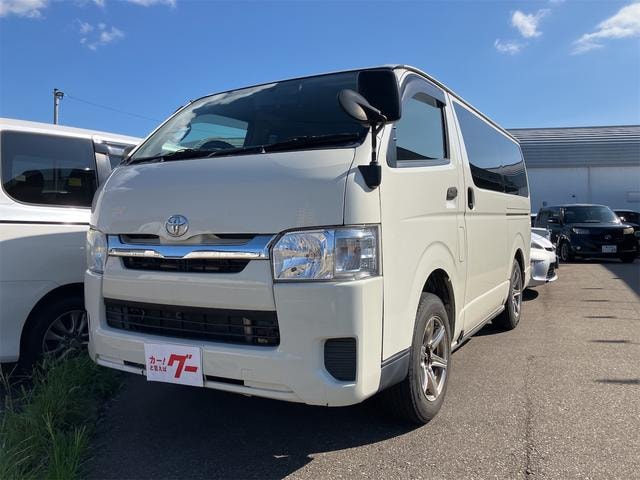 Toyota HIACE VAN 2016 — фото автомобиля 1