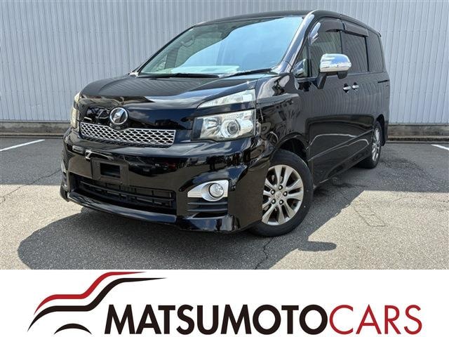 Toyota VOXY 2011 — фото автомобиля