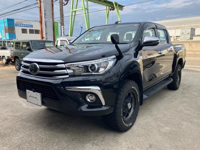 Toyota HILUX 2017 — фото автомобиля