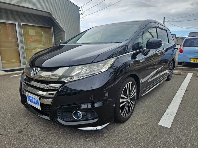 Honda ODYSSEY 2015 — фото автомобиля 1