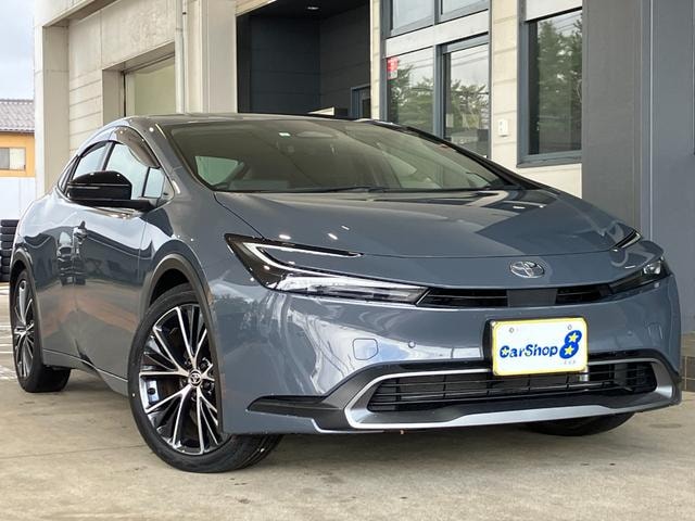 Toyota PRIUS 2023 — фото автомобиля 1