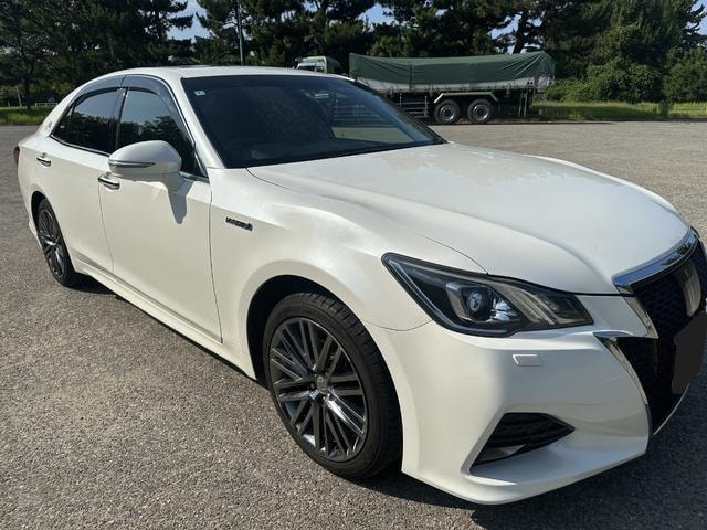 Toyota CROWN HYBRID 2016 — фото автомобиля