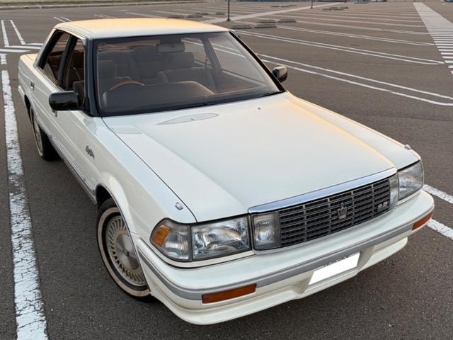 Toyota CROWN 1991 — фото автомобиля