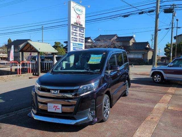 Toyota NOAH 2019 — фото автомобиля 1
