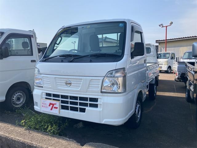 Nissan NT100CLIPPER TRUCK 2015 — фото автомобиля