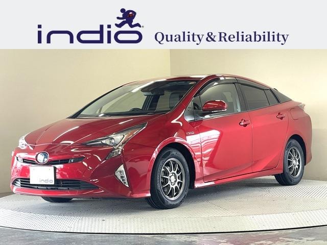 Toyota PRIUS 2016 — фото автомобиля 1