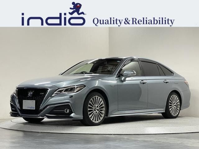 Toyota CROWN HYBRID 2018 — фото автомобиля 1