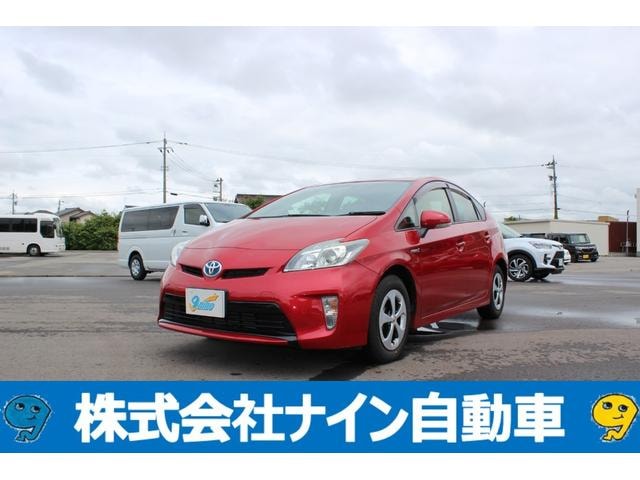 Toyota PRIUS 2015 — фото автомобиля 1