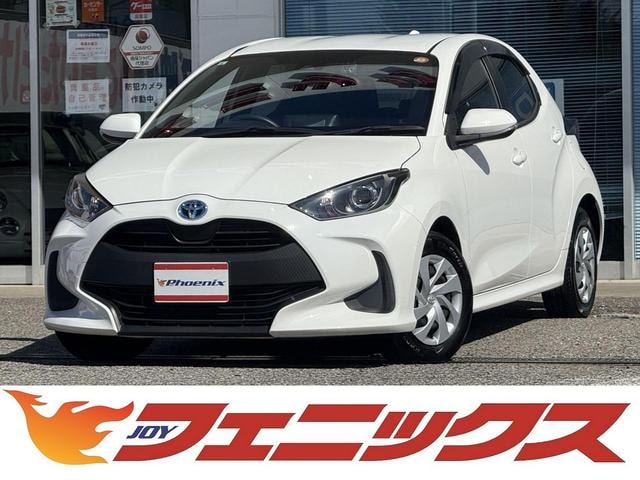 Toyota YARIS 2021 — фото автомобиля