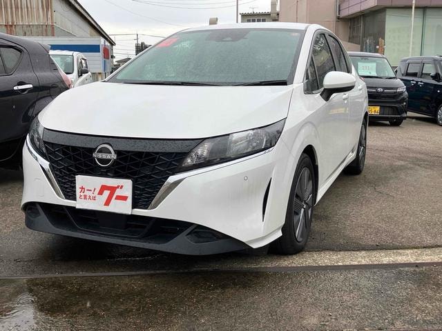 Nissan NOTE 2022 — фото автомобиля 1