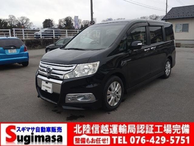 Honda STEPWAGON SPADA 2011 — фото автомобиля 1