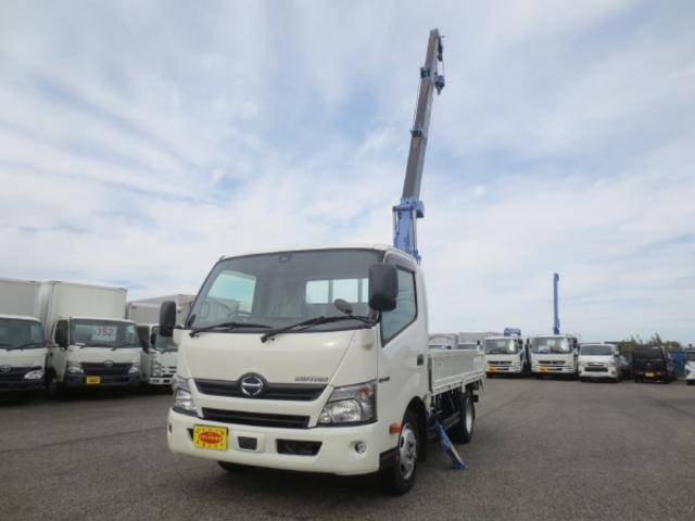 Hino DUTRO 2018 — фото автомобиля