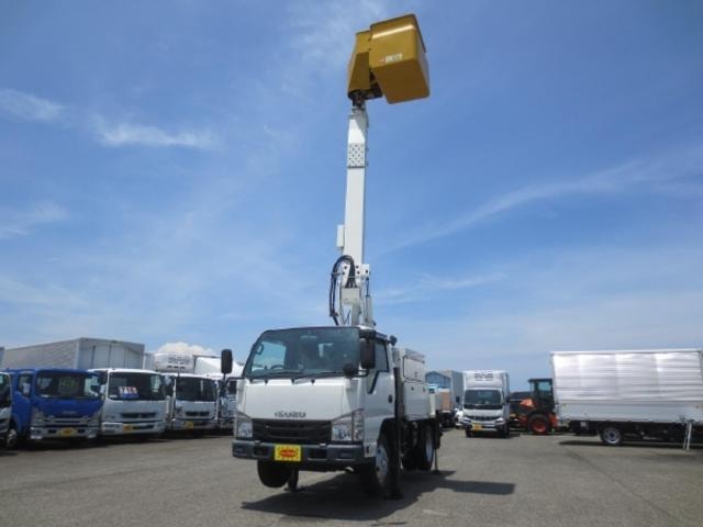 Isuzu ELF TRUCK 2016 — фото автомобиля 1