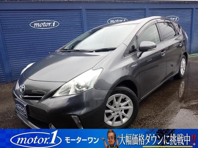 Toyota PRIUS ALPHA 2013 — фото автомобиля