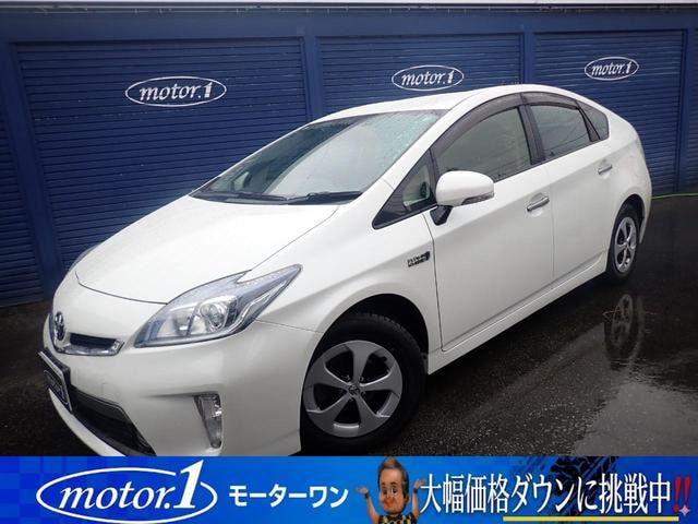Toyota PRIUS PHV 2013 — фото автомобиля