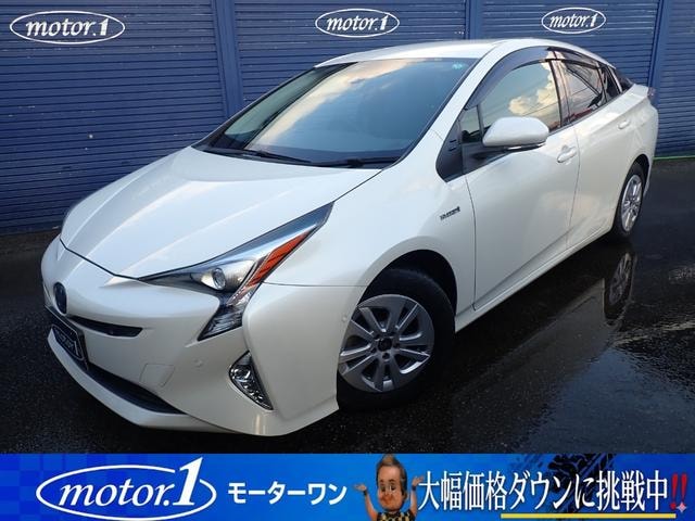 Toyota PRIUS 2017 — фото автомобиля 1