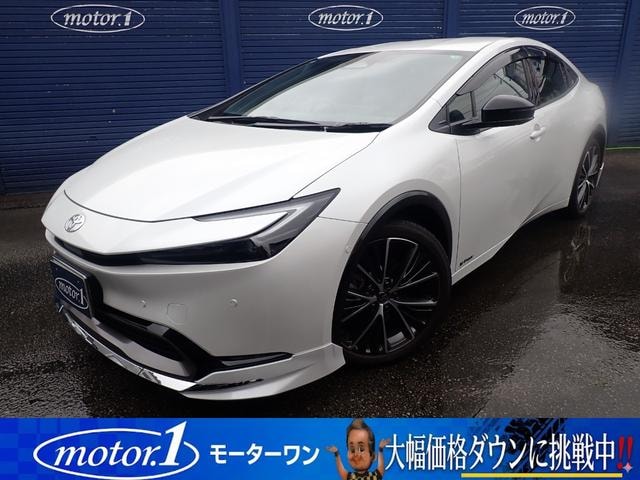 Toyota PRIUS 2024 — фото автомобиля