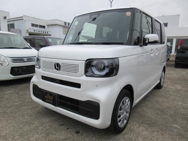 Honda N-BOX 2025 — фото автомобиля 1