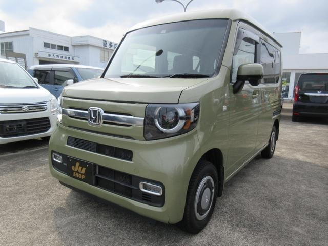 Honda N-VAN PLUS STYLE 2019 — фото автомобиля 1