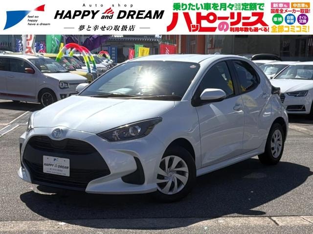 Toyota YARIS 2022 — фото автомобиля