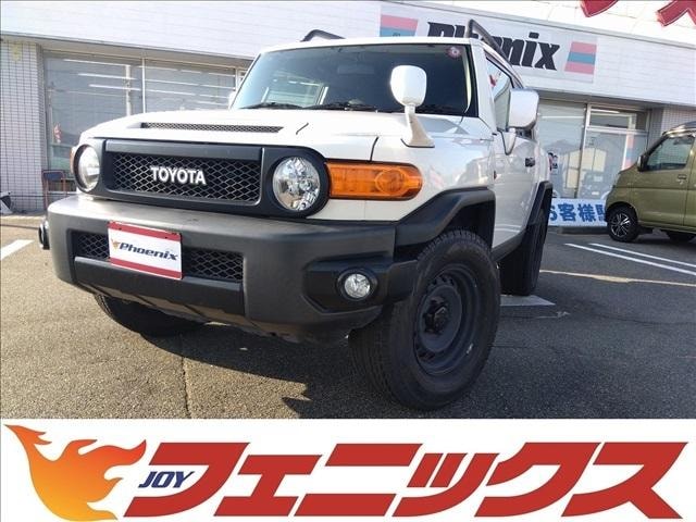Toyota FJ CRUISER 2017 — фото автомобиля