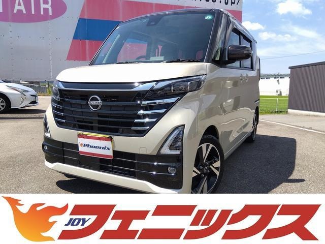 Nissan ROOX 2023 — фото автомобиля 1