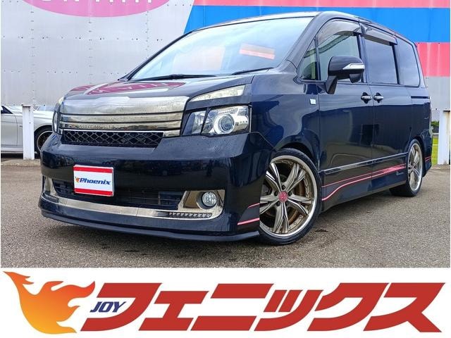 Toyota VOXY 2013 — фото автомобиля 1