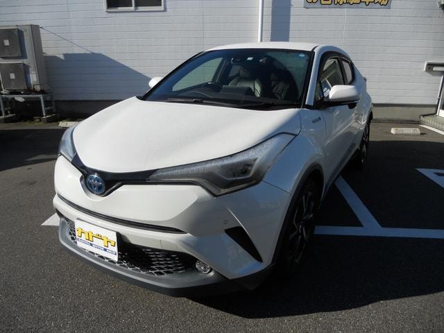 Toyota C-HR 2017 — фото автомобиля 1