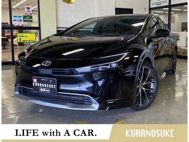 Toyota PRIUS 2023 — фото автомобиля 1