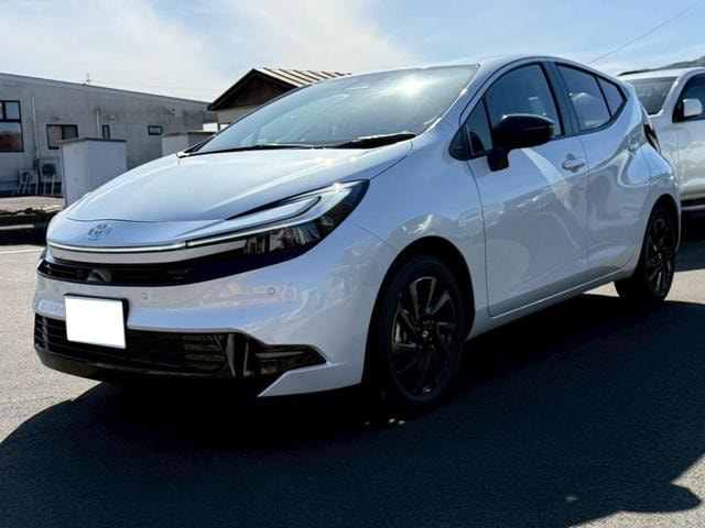 Toyota AQUA 2026 — фото автомобиля