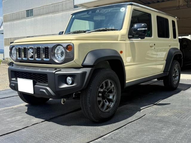 Suzuki JIMNY NOMADE 2026 — фото автомобиля