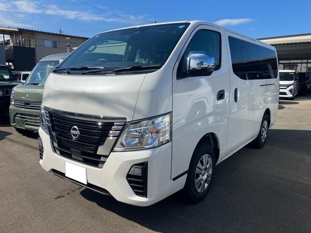 Nissan CARAVAN 2026 — фото автомобиля