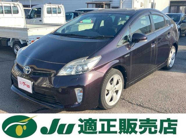 Toyota PRIUS 2014 — фото автомобиля 1