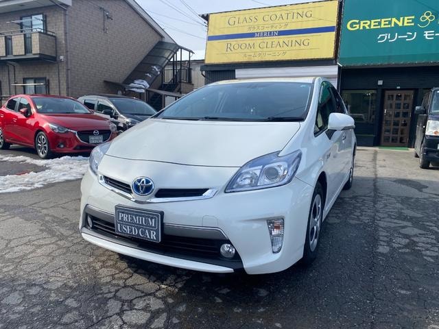 Toyota PRIUS PHV 2012 — фото автомобиля