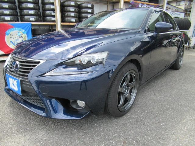 Lexus IS 2013 — фото автомобиля 1