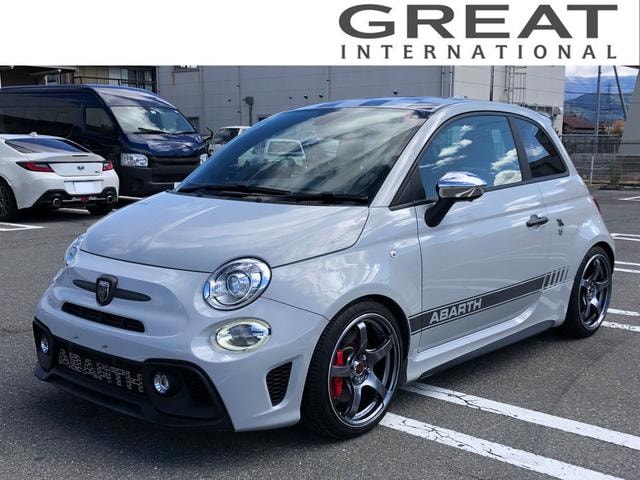 Abarth 595 2017 — фото автомобиля 1